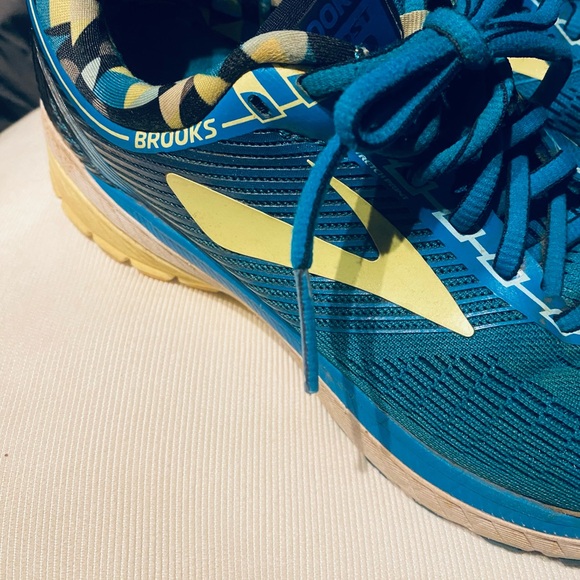 Brooks ghost 10 Women's Teal Running Shoes - Picture 4 of 8